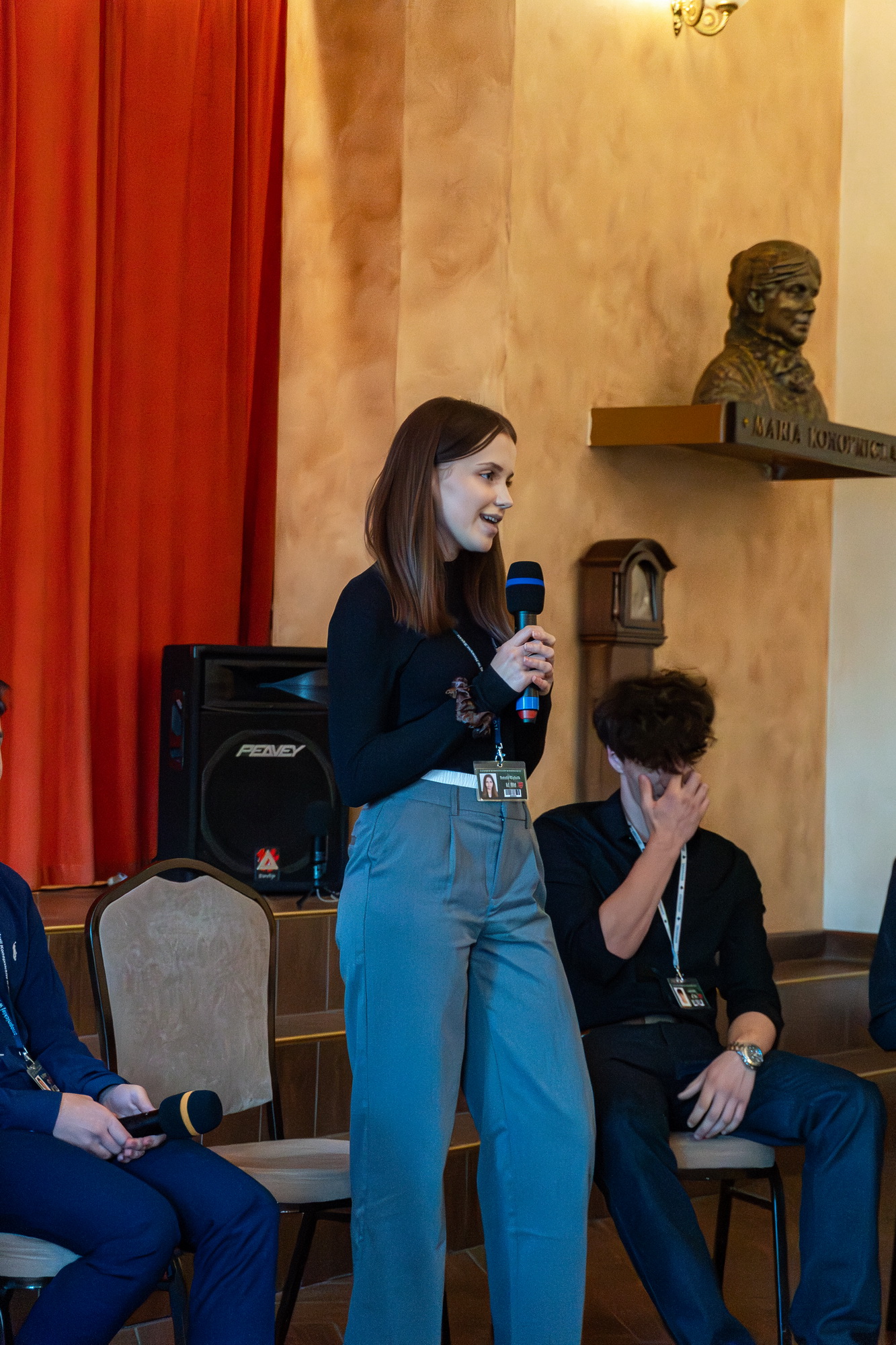 Zdjęcie Debata na przewodniczącego SU 2025 (3)3a75a93d-ada5-4804-b72e-0b20adbf1d1d.jpg w galerii Debata kandydatów na stanowisko Przewodniczącego Samorządu Uczniowskiego